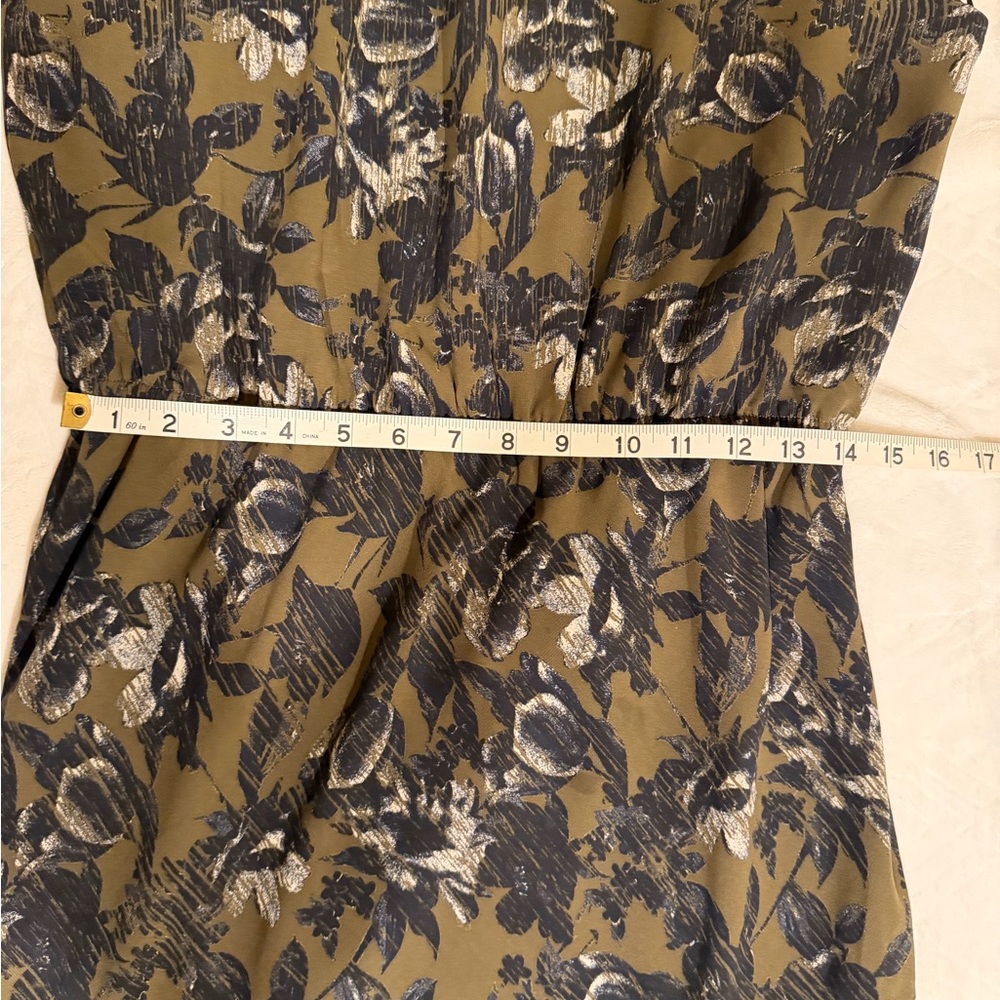Evereve Olive and Black Floral Midi Dress - Picture 9 of 10